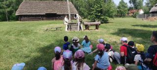 received_955931235735437_1024x460